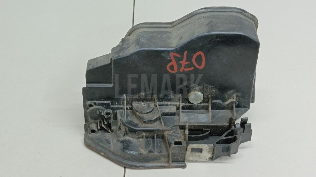 Замок двери передней правой для  BMW X5 E53 2000-2007