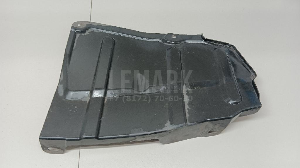 Пыльник двигателя боковой правый 5144348090 Toyota