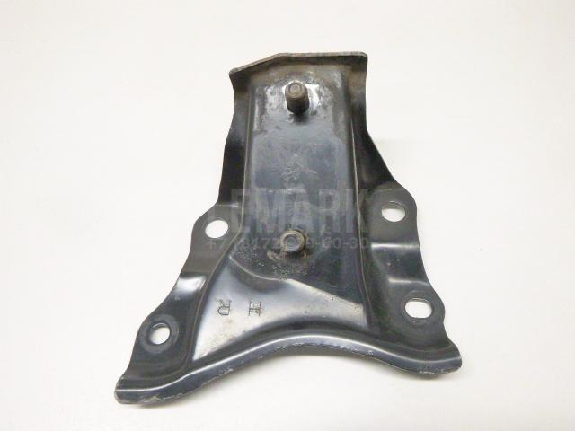 Кронштейн задней балки 5159748010 Toyota