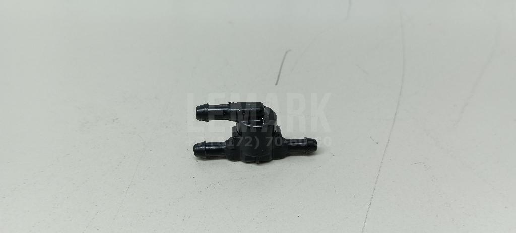 Тройник омывателя стекол 8532128020 Toyota