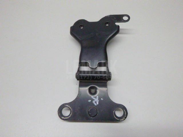 Петля стекла 6881060051 Toyota