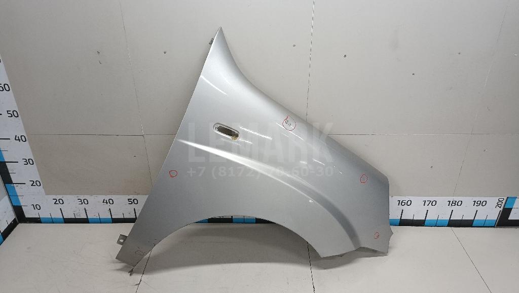 Крыло переднее правое для  Ford Focus II 2008-2011