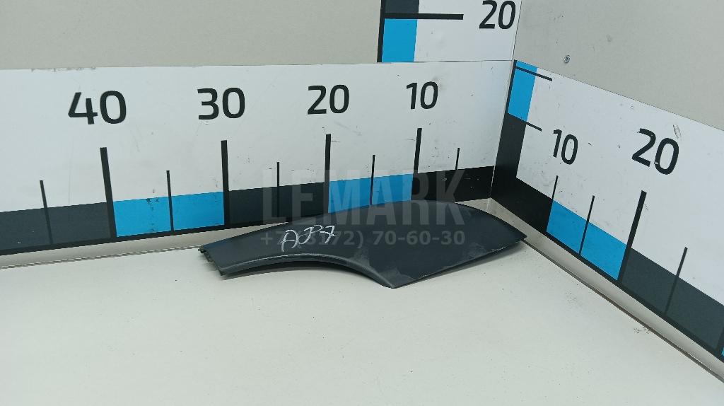 Накладка крепл. рейлинга задняя левая 5L0860149GT5 VAG