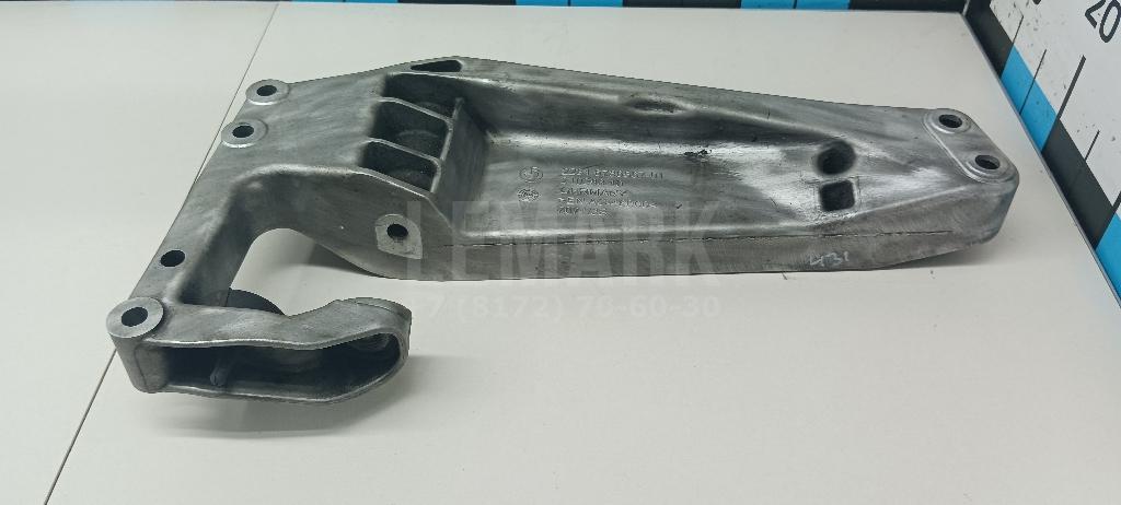 Кронштейн КПП для  Belgee X70 2024