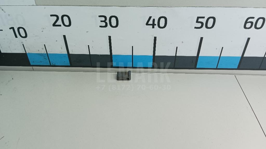 Кронштейн форсунки 038130069B VAG