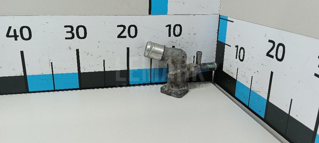 Фланец двигателя системы охлаждения 256202B003 Hyundai-Kia