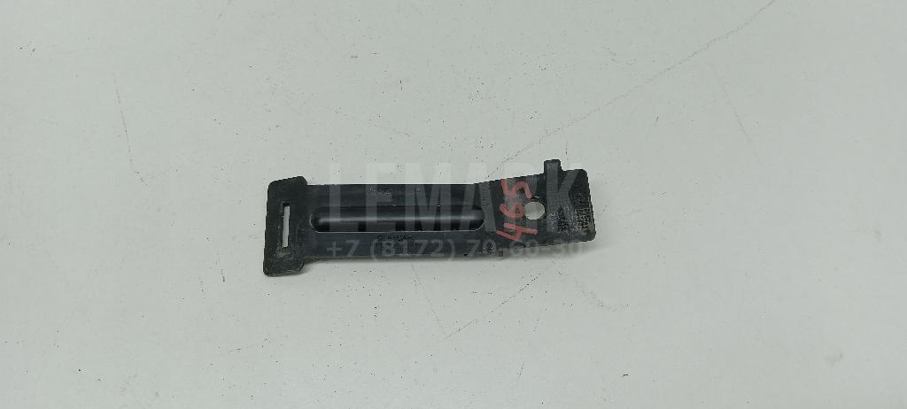 Кронштейн заднего бампера 86633F1000 Hyundai-Kia