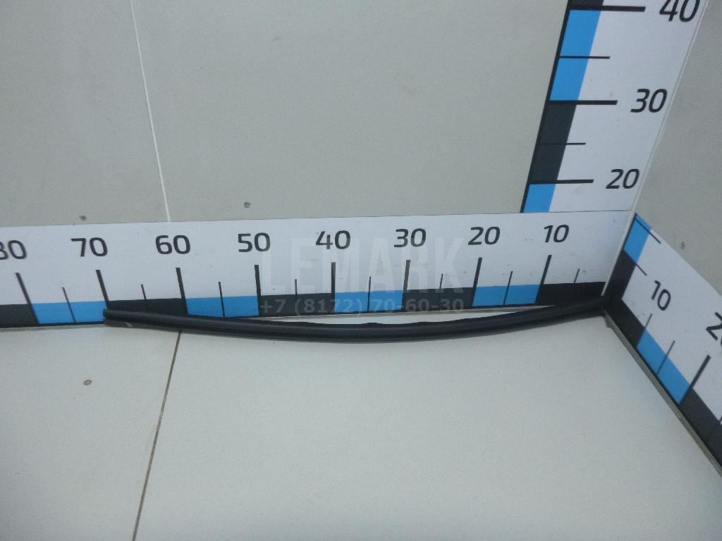 Накладка стекла 83241D9000 Hyundai-Kia