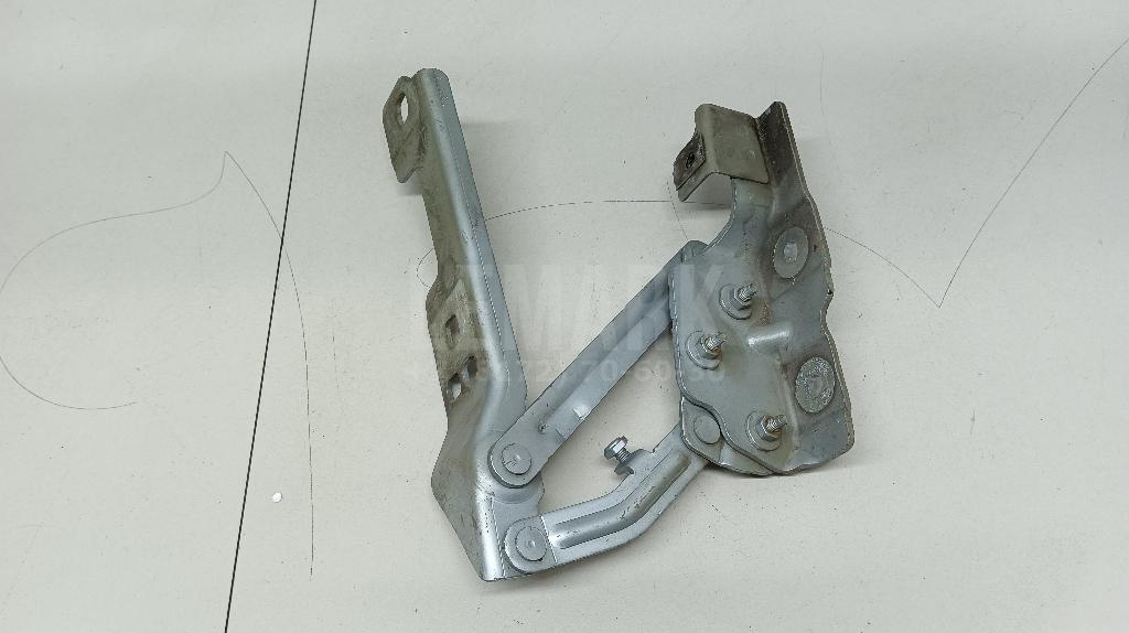 Петля капота правая 20879203 GM