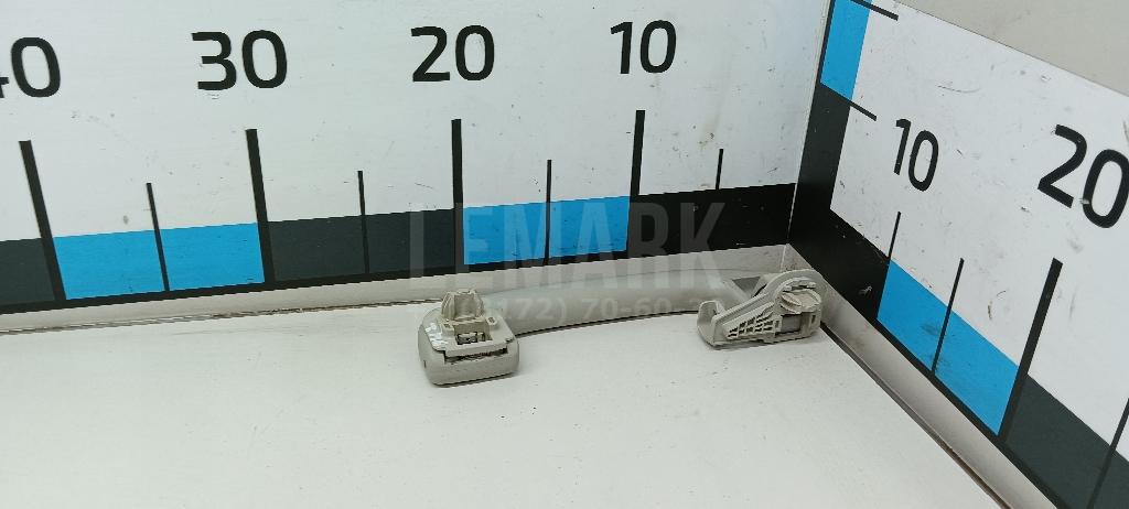 Ручка внутренняя потолочная 739404EA1B Nissan