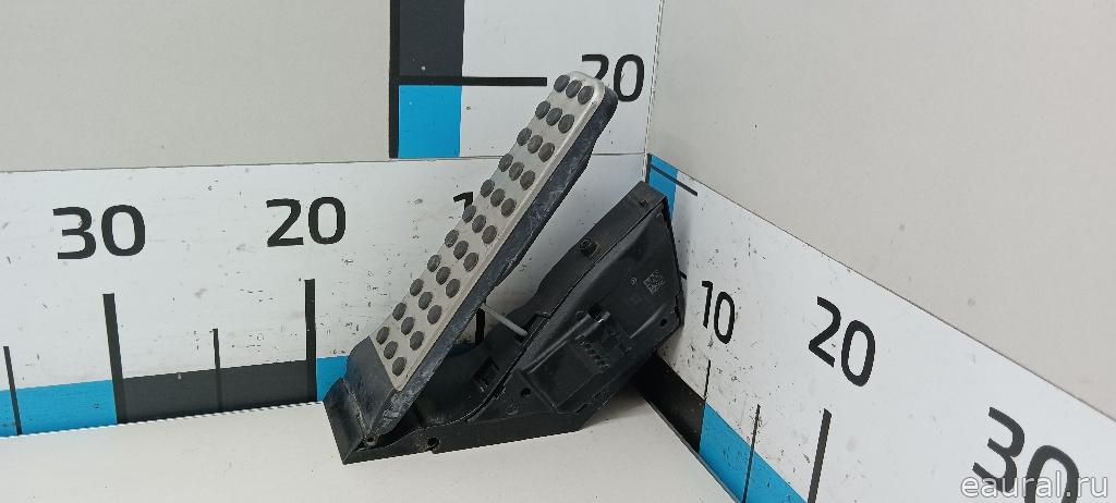 Педаль газа