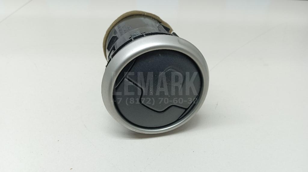 Дефлектор воздушный 68760JD10A Nissan