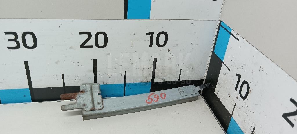 Направляющая стекла двери 82216JD000 Nissan