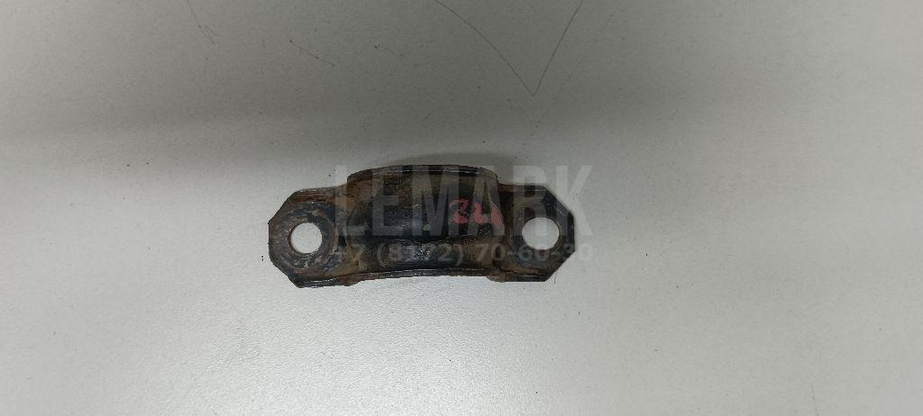 Кронштейн крепления заднего стабилизатора 56233CA000 Nissan