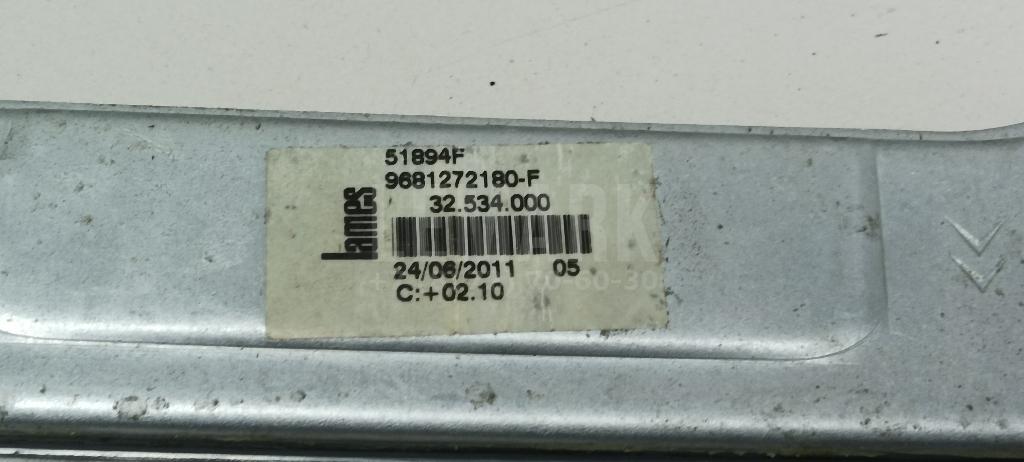 Стеклоподъемник механ. задний левый для  BYD Yangwang U8 2023