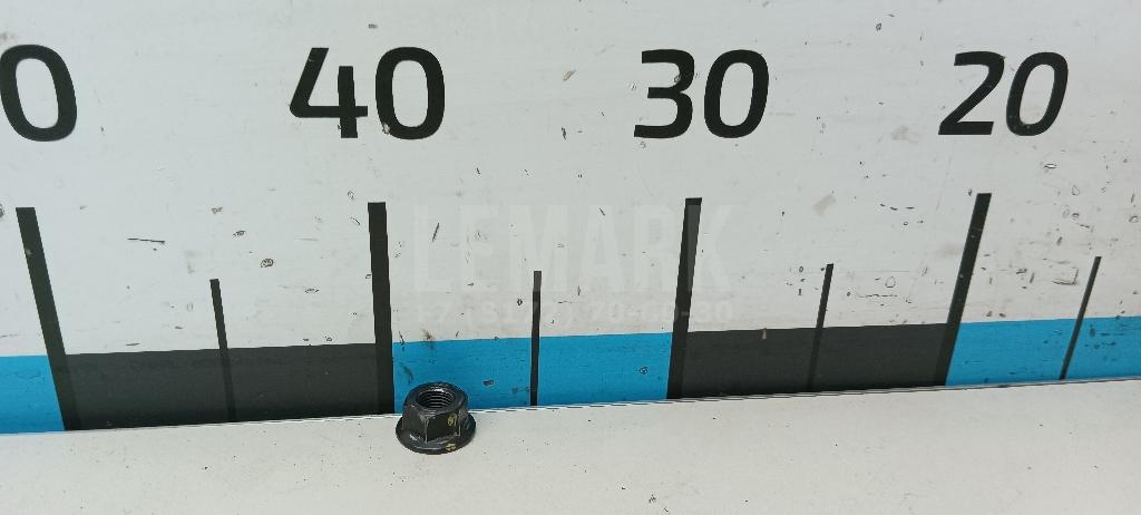 Гайка переднего амортизатора 1339612007K Hyundai-Kia