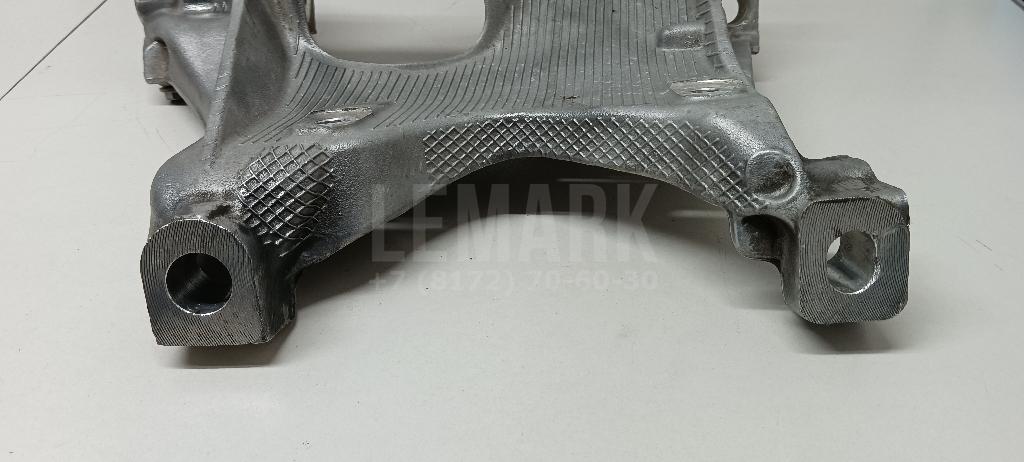 Кронштейн передней балки для  Audi 80/90 [B4] 1991-1995