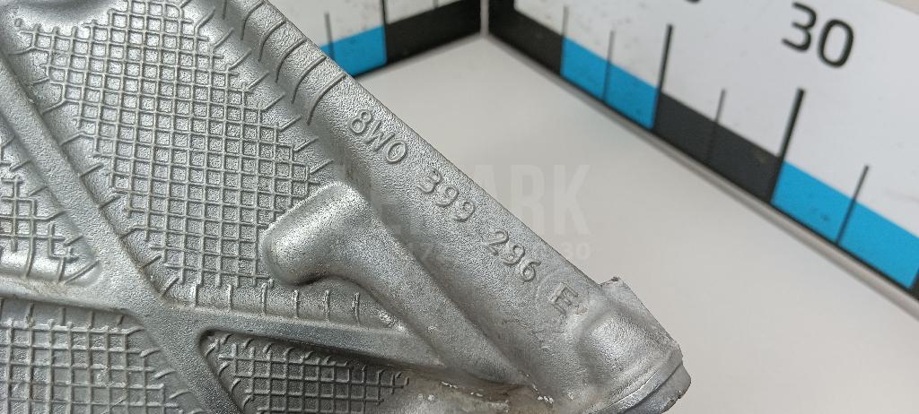 Кронштейн передней балки для  Audi 80/90 [B4] 1991-1995