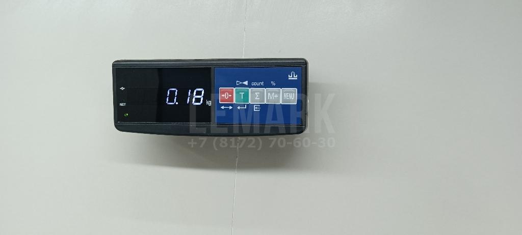 Накладка стойки для  Avatr 11 2022