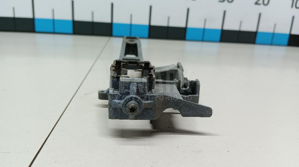 Кронштейн ручки для  BMW 3-serie E92/E93 2006-2012