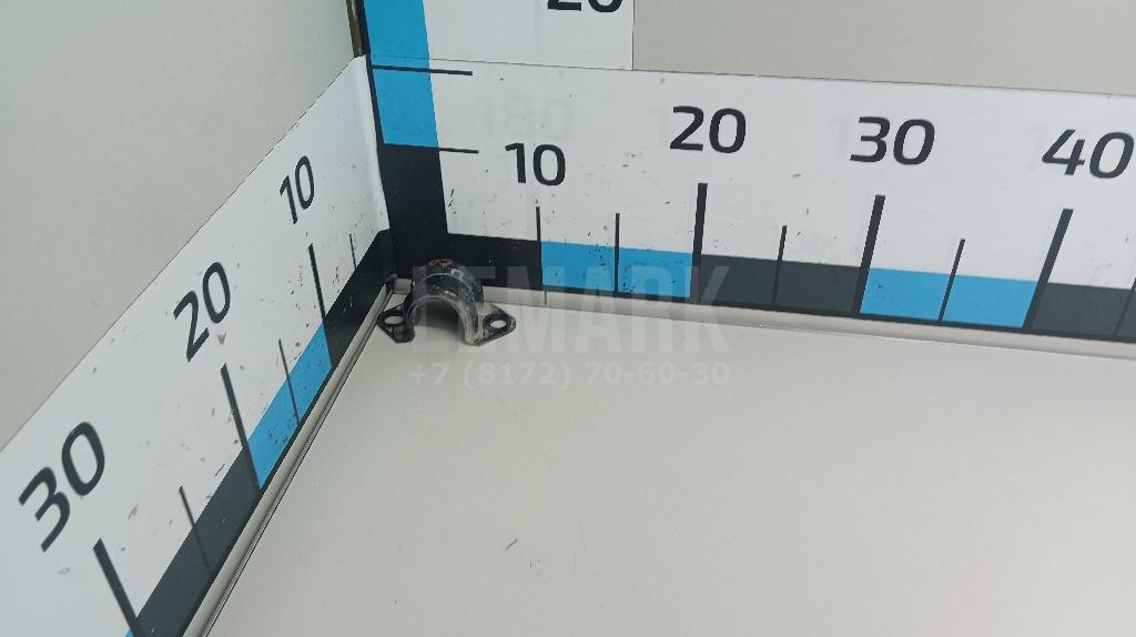 Кронштейн крепления переднего стабилизатора 555142G000 Hyundai-Kia