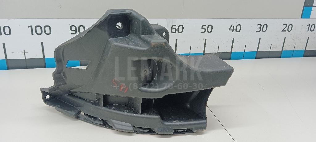 Направляющая заднего бампера правая для  BMW 7-serie F01/F02 2008-2015