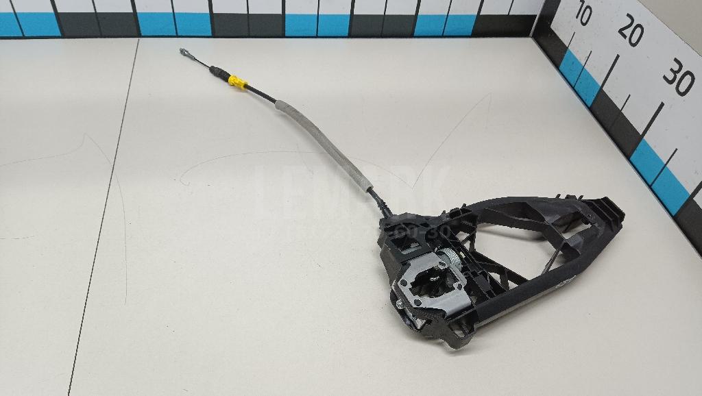 Кронштейн ручки для  BMW X6 E71 2008-2014