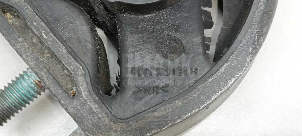 Опора КПП левая для  BMW 1-serie F20/F21 2011-2019
