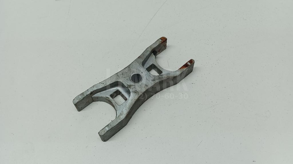 Кронштейн форсунки для  BMW 7-serie E65/E66 2001-2008