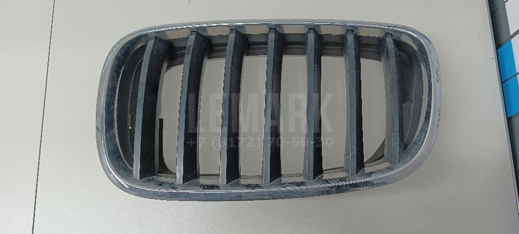 Решетка радиатора левая для  BMW X1 E84 2009-2015