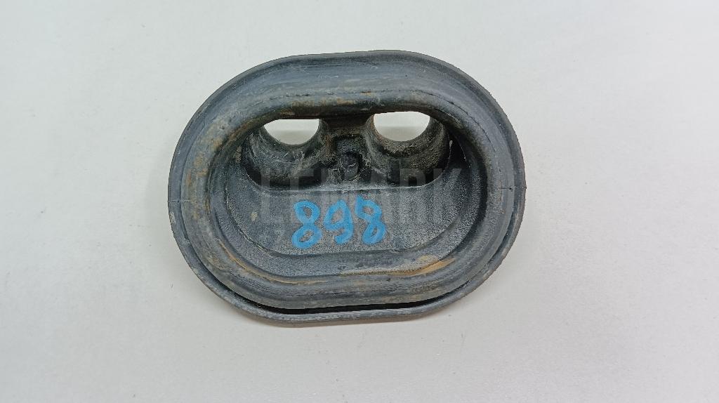 Уплотнитель (внутри) для  Audi A6 [C6,4F] 2004-2011