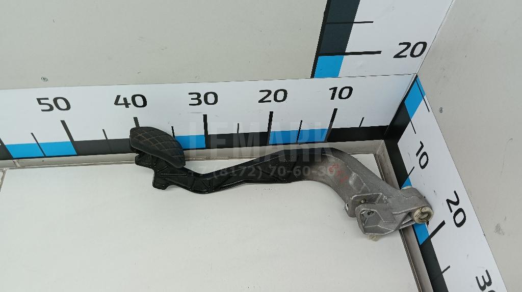 Педаль сцепления для  BMW 5-serie G30/G31/F90 2017-2023