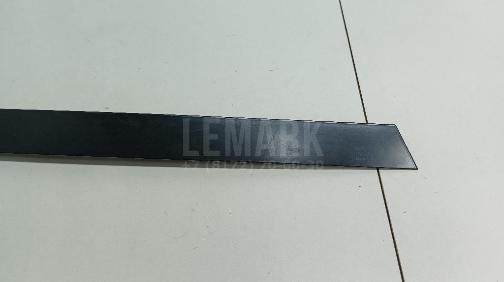 Накладка двери задней правой для  BMW 5-serie G30/G31/F90 2017-2023