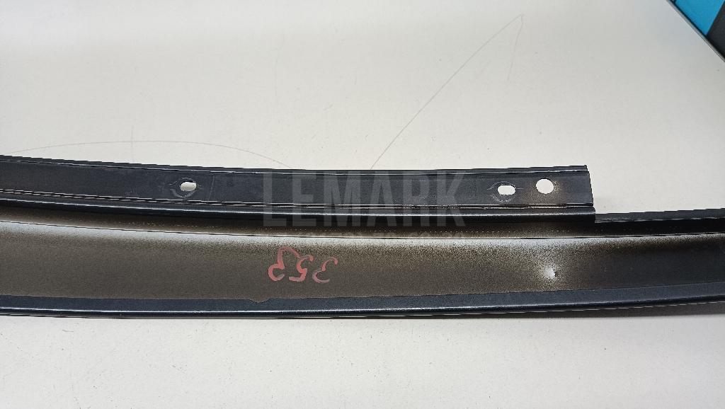 Накладка двери передней правой для  BMW 7-serie E38 1994-2001