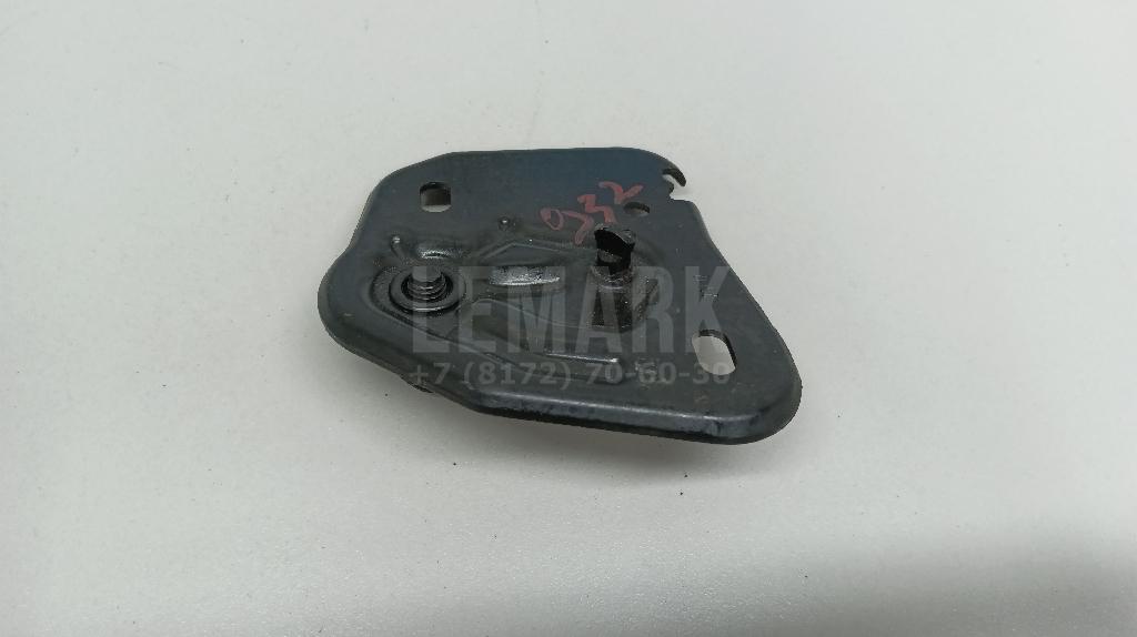 Ответная часть замка капота для  BMW X1 E84 2009-2015