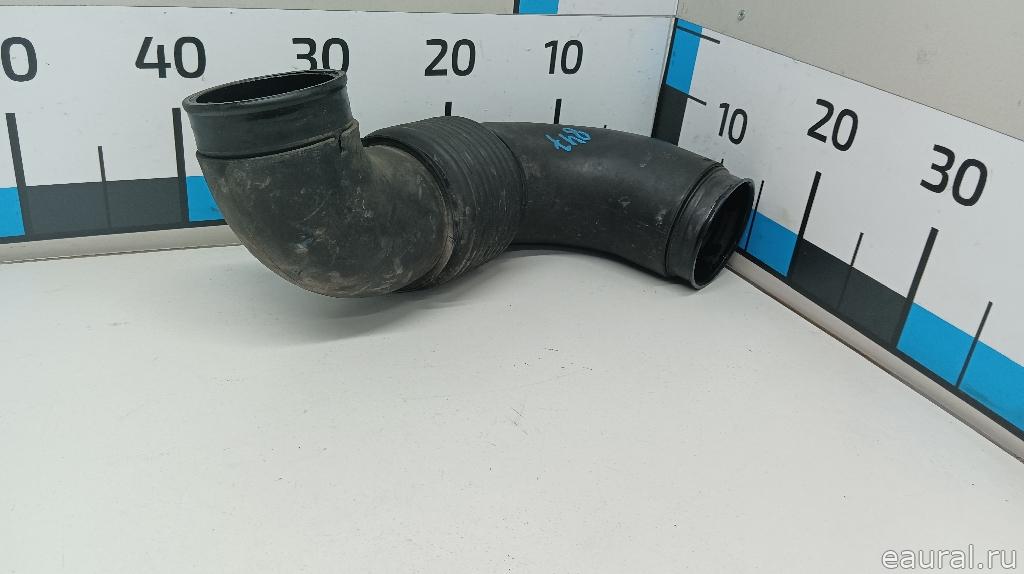 Патрубок воздушного фильтра