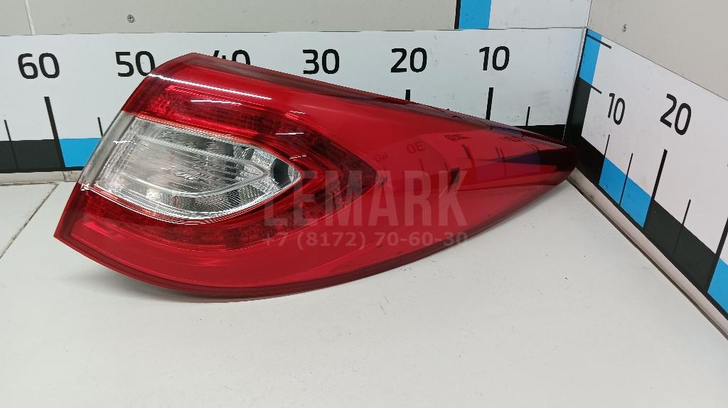Фонарь задний наружный правый 924022Y500 Hyundai-Kia