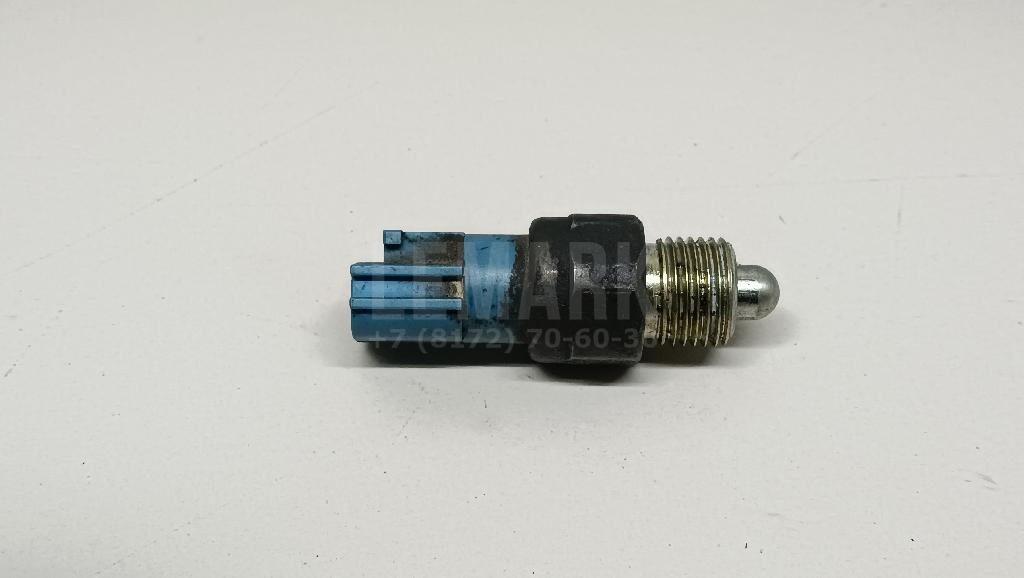 Датчик включения заднего хода 320056J000 Nissan