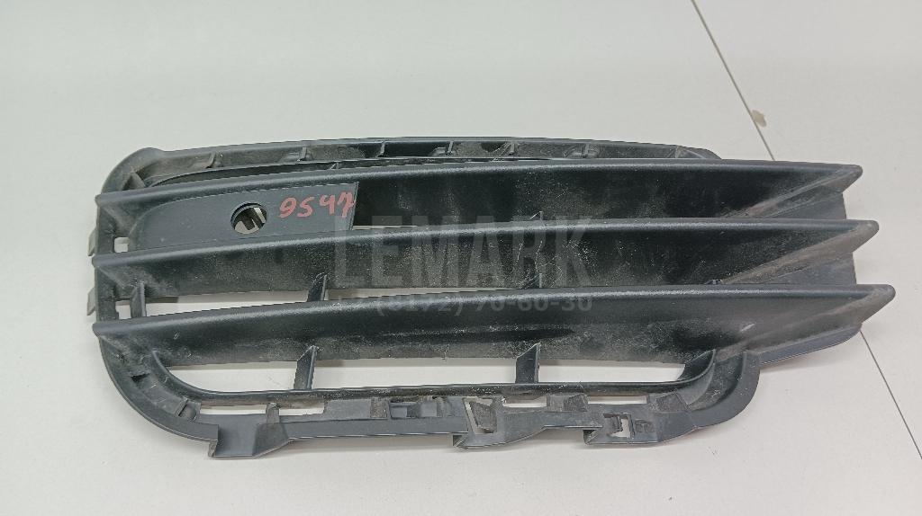 Решетка в бампер левая 7P68546619B9 VAG
