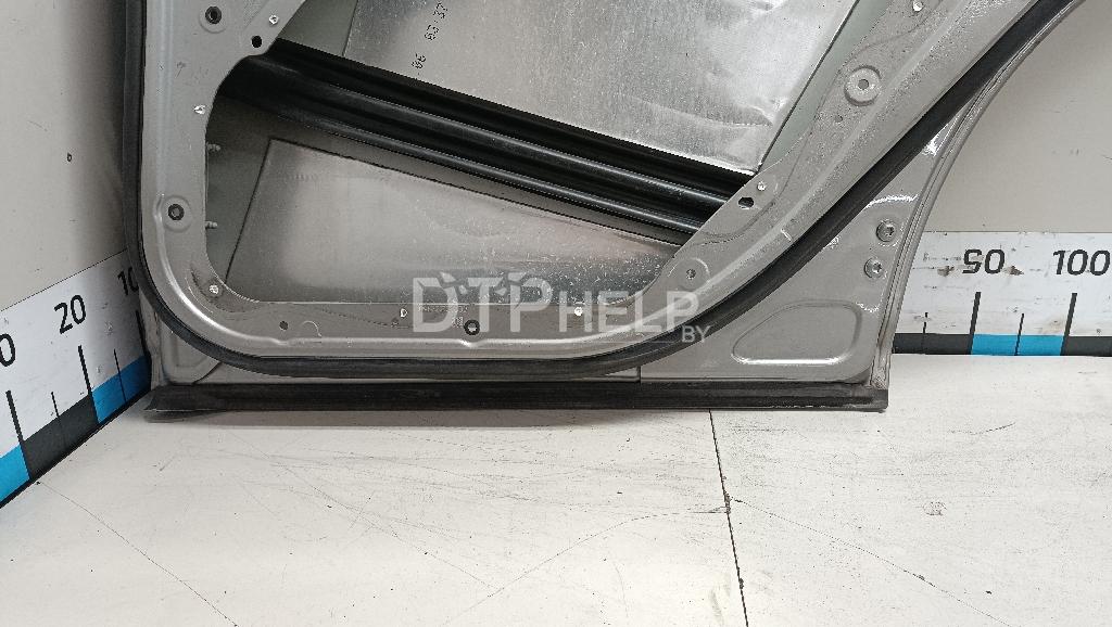 Фото Дверь задняя правая для Mercedes W221  2006