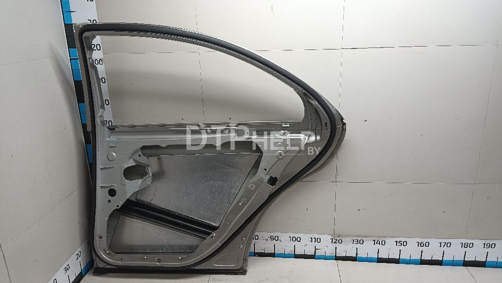 Фото Дверь задняя правая для Mercedes W221  2006