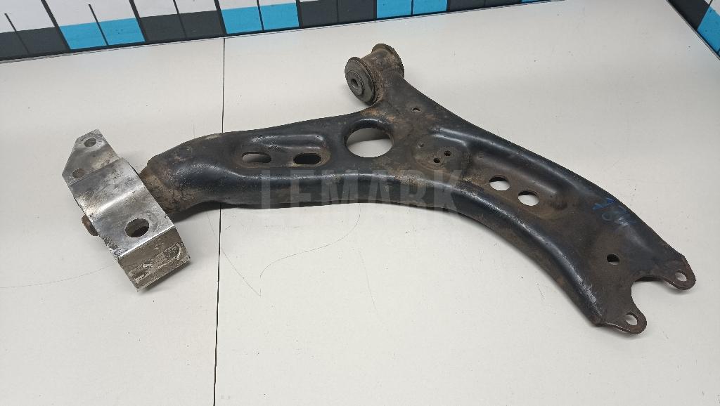 Рычаг передний правый 1K0407152BC VAG
