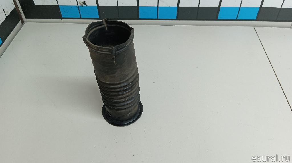 Пыльник заднего амортизатора