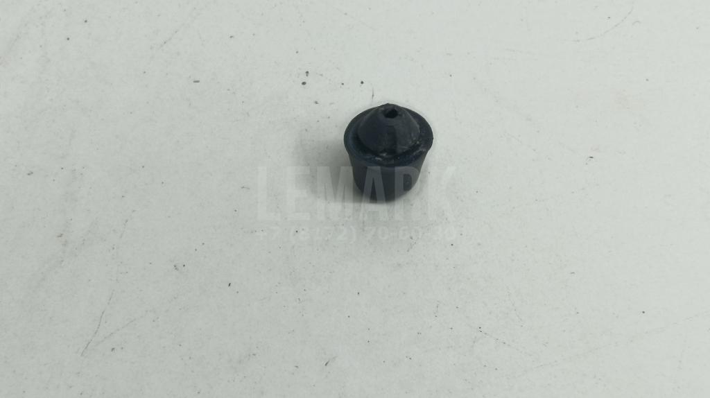 Отбойник капота 821911E010 Hyundai-Kia