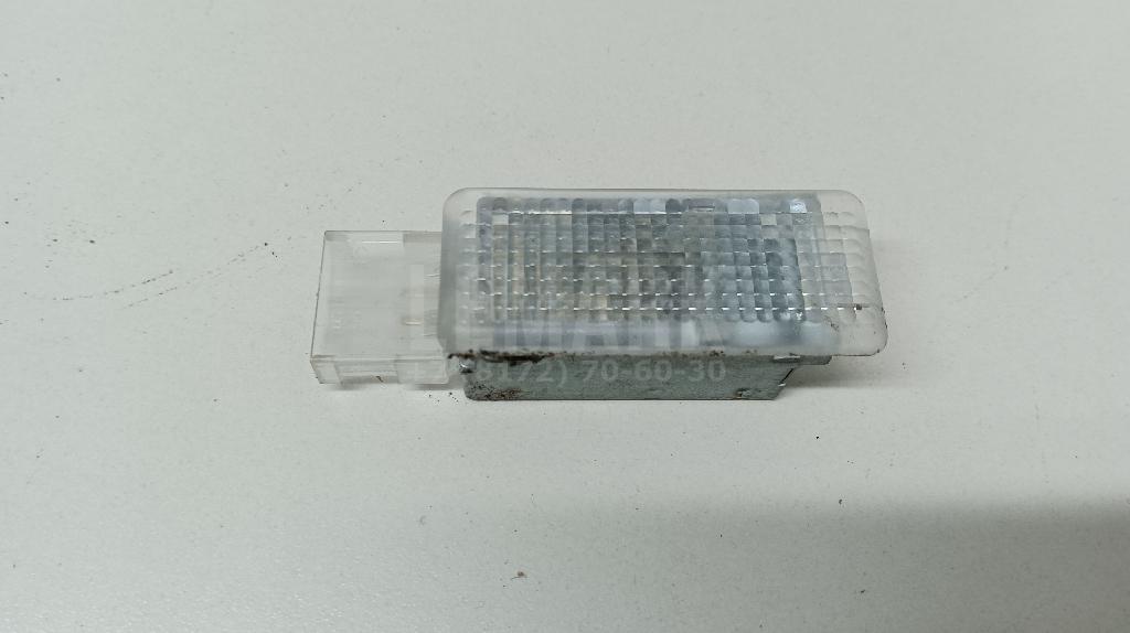 Фонарь подсветки двери 6L0947565 VAG