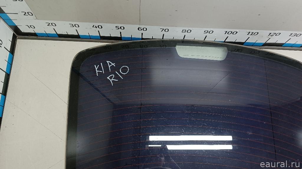 Стекло заднее