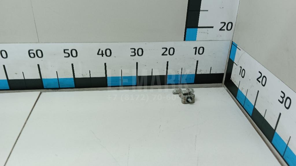 Петля двери багажника 5N0827301 VAG