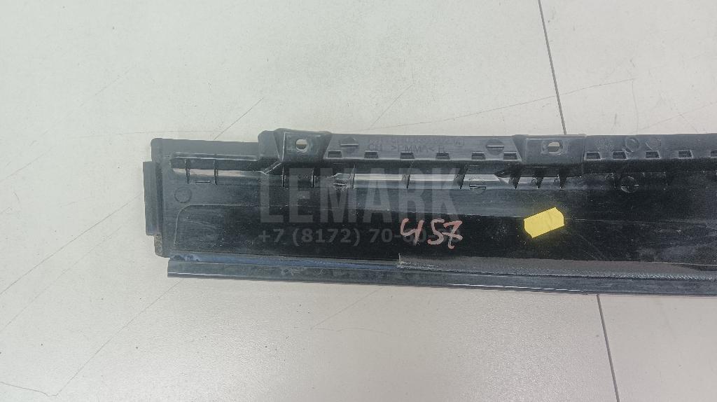 Накладка двери задней правой 5N0839902A03C VAG