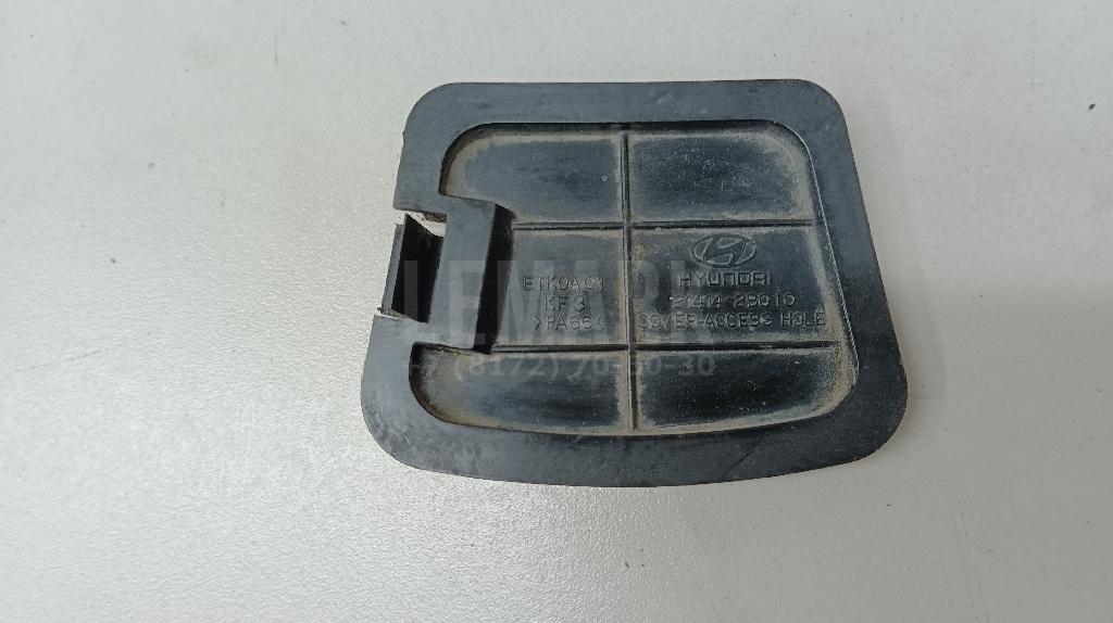 Крышка блока цилиндров 214142B010 Hyundai-Kia