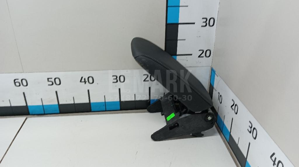Подлокотник 5TA864207BAEJ VAG
